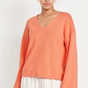 Old Navy Women's Bell Sleeve V-Neck Sweater in Daybreak (Coral)